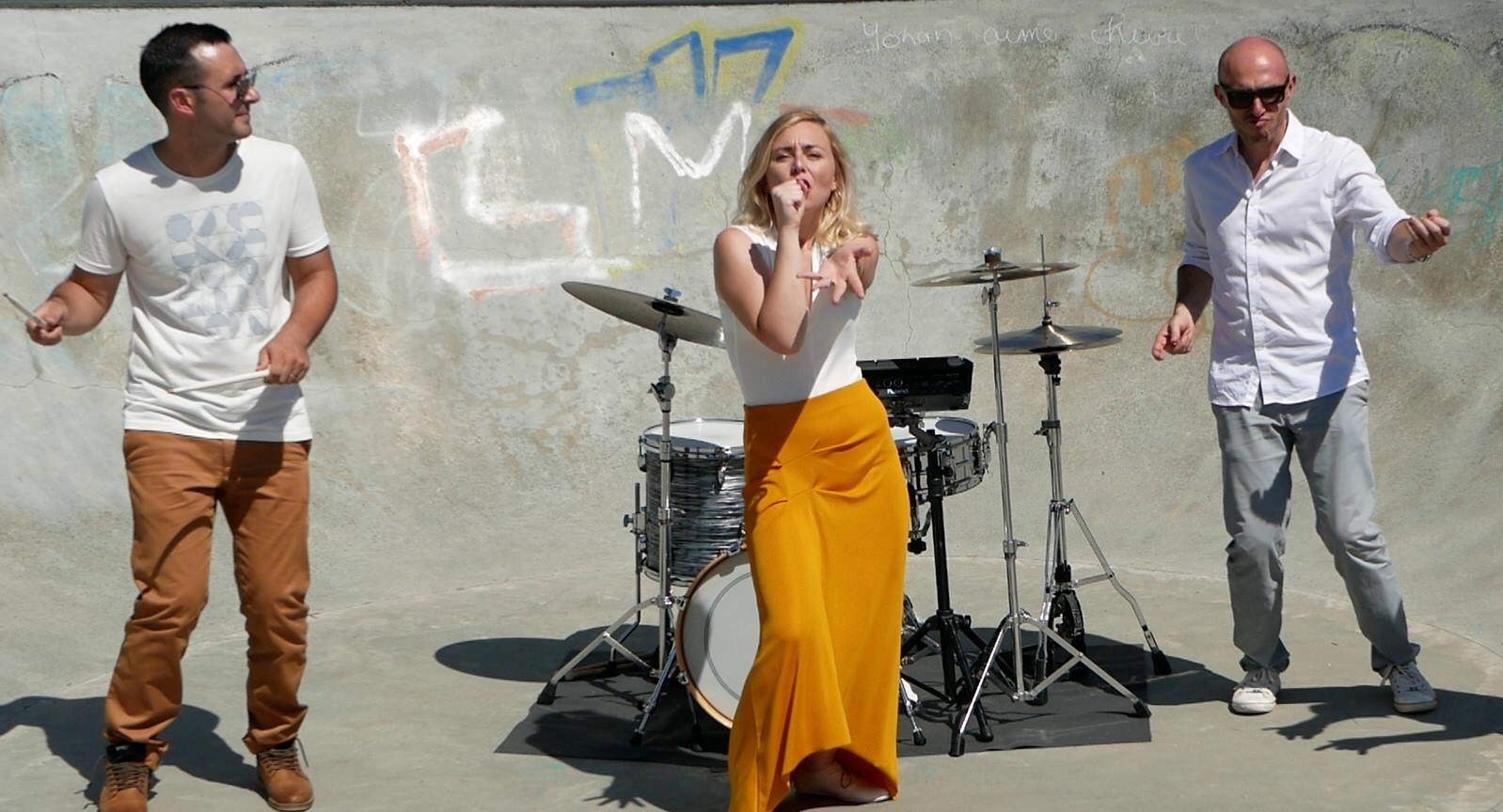 292867280_896837404563785_4756533268448413524_n-v1