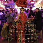 Show Performers costumés