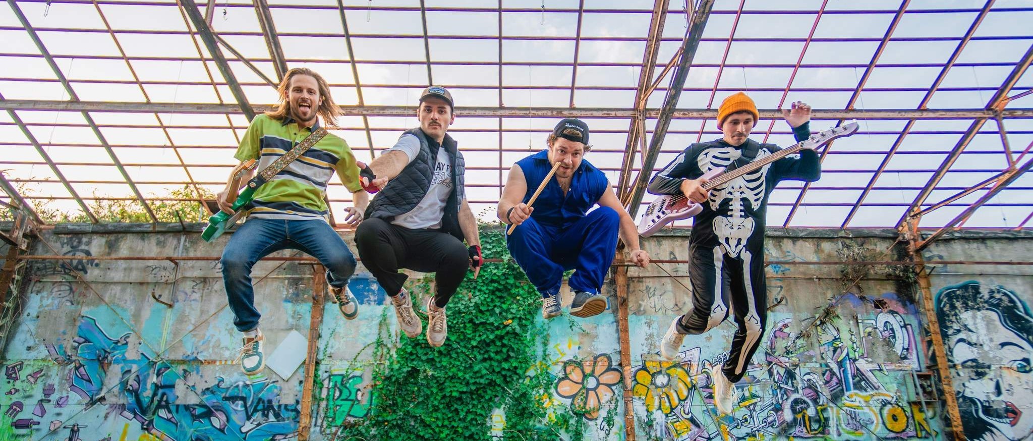 386505529_122095115570074007_8591050226301455194_n-v1