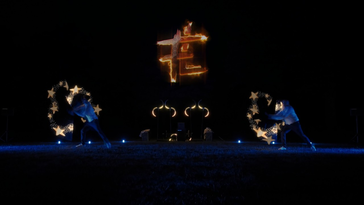 Jongleurs Lumineux LED - Opéra Optique (vidéo)