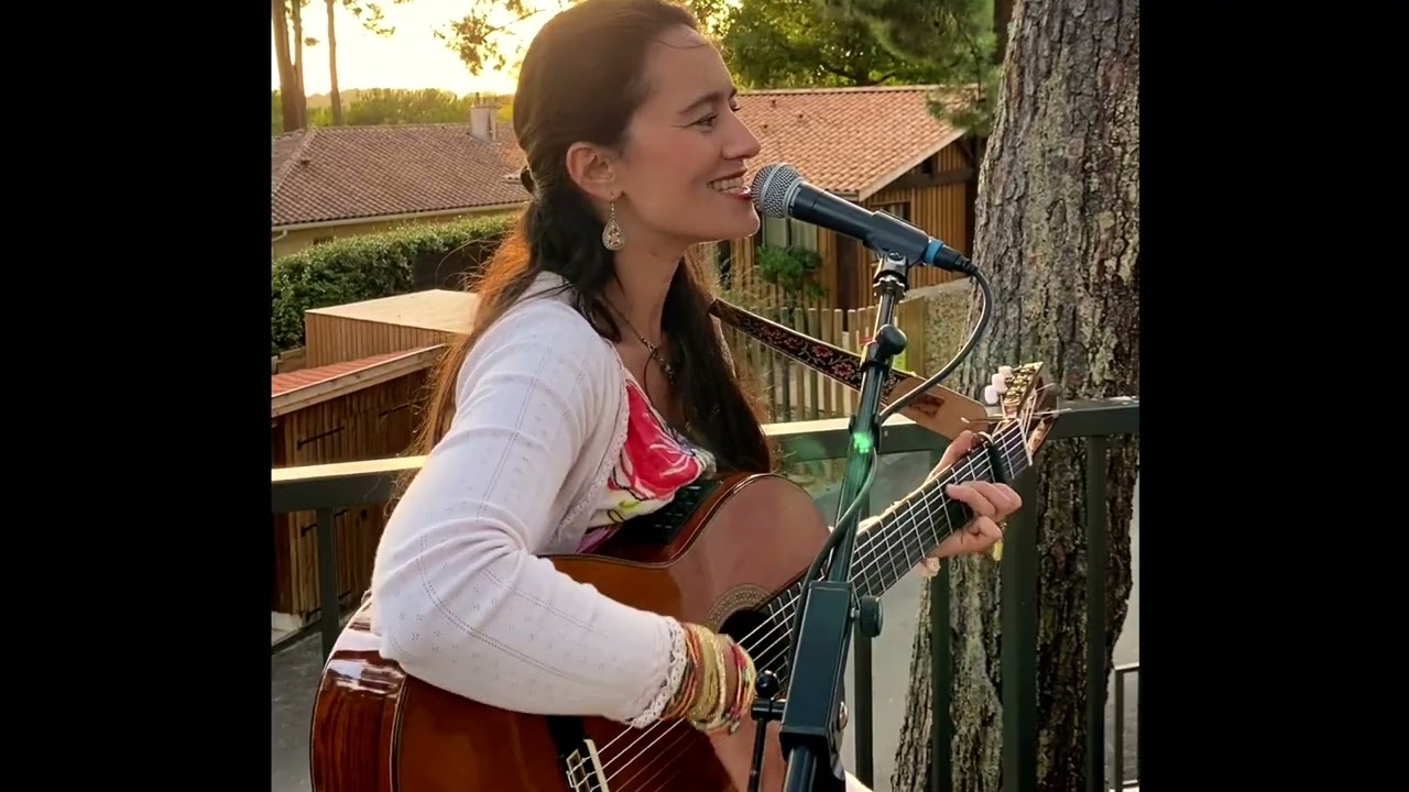 En Solo (live) (vidéo)