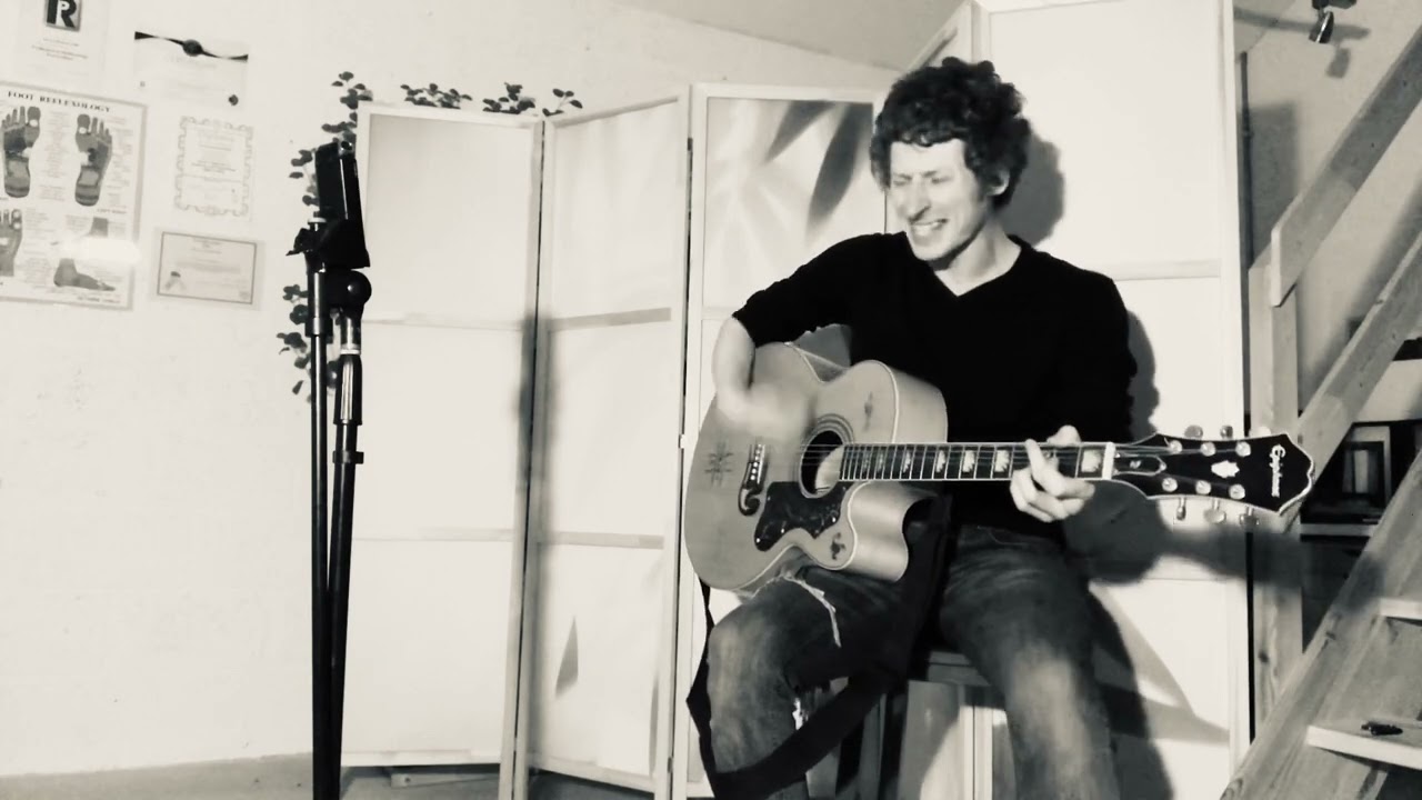 Chain Of Fools - Aretha Franklin Acoustic Cover (vidéo)