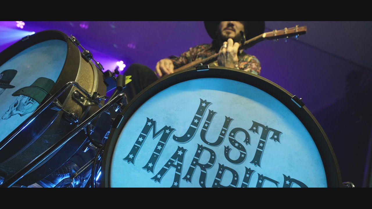 Gnarls Barkley - Crazy - Live at Urban Truck (Scène Mobile) [Just Married Band cover] (vidéo)