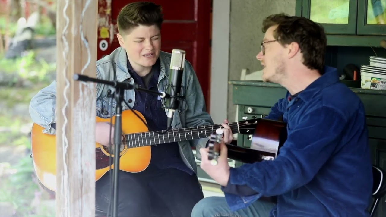 The Singer and the Lover (w/ Steph Bishop) (vidéo)