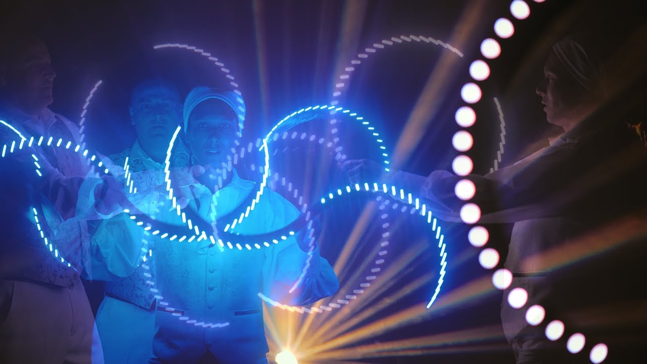 Spectacle de jongleurs lumineux LED (vidéo)
