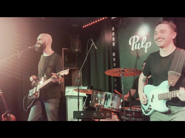 Alex Arden Trio - F***in' easy (vidéo)